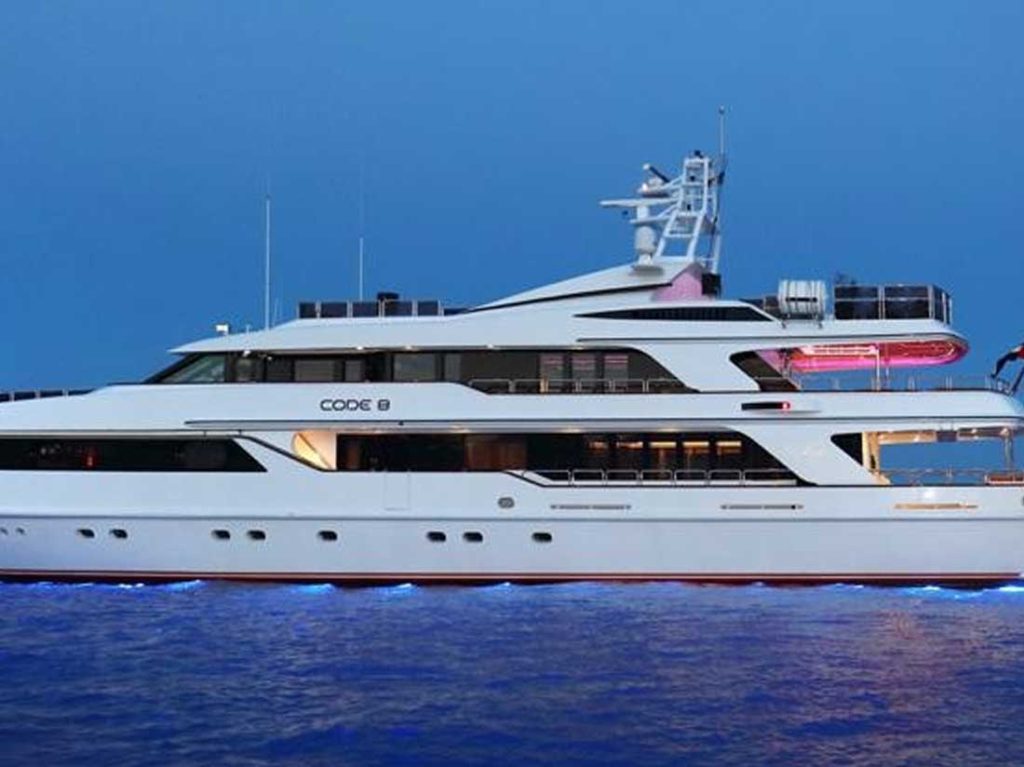 Benetti-50Meter-yacht-1